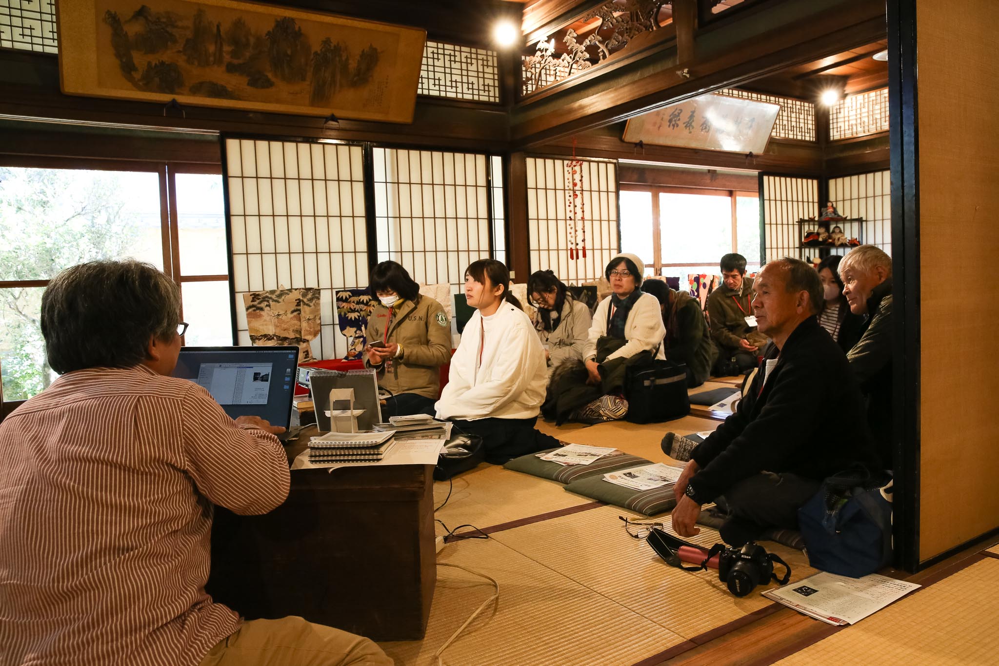 熊野まち歩き撮影講座(座学中)1